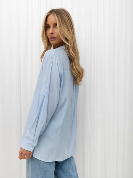 Koszula oversize z podpinanymi rękawami w stylu casual