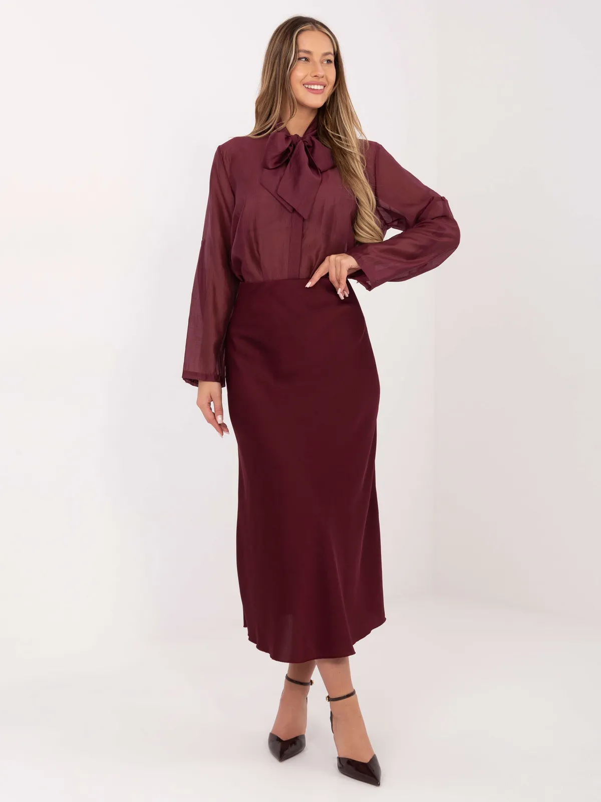 Elegancka koszula wizytowa z wiązanym kołnierzem - zdjęcie 1