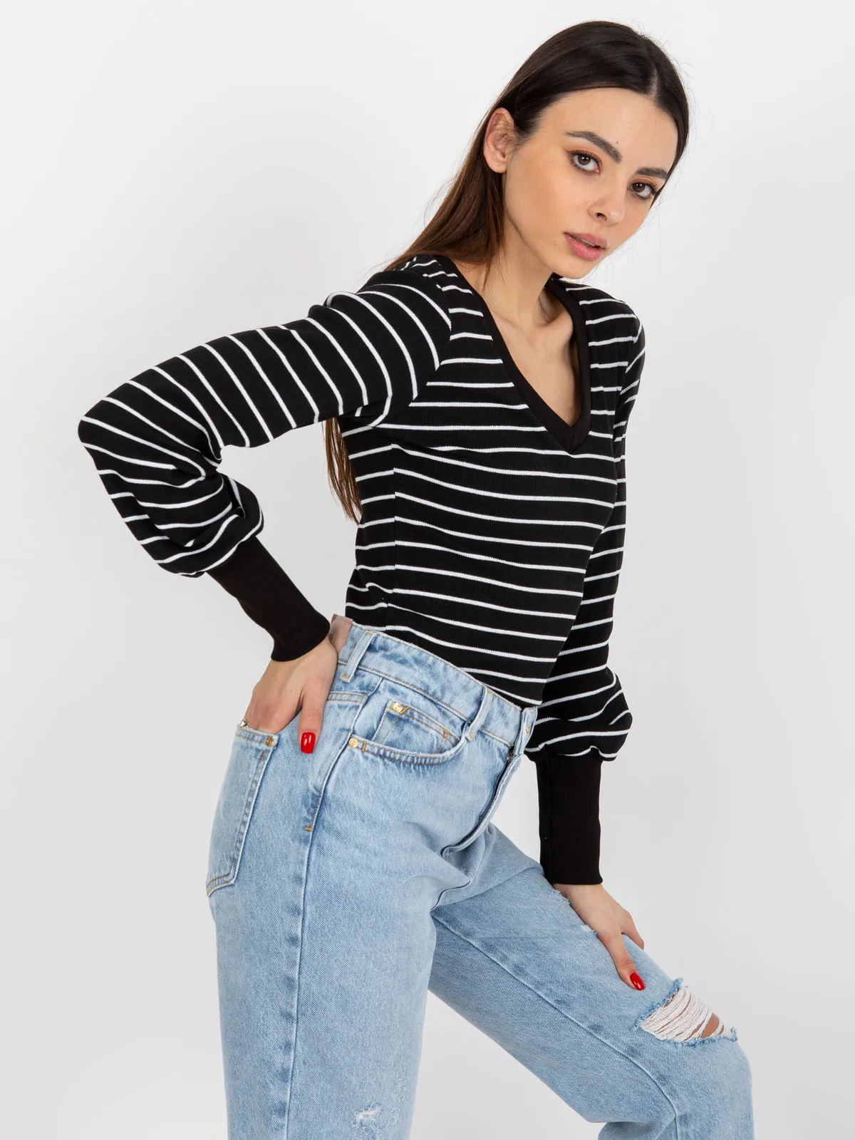 Czarno-biała dopasowana bluzka w prążek BASIC FEEL GOOD - zdjęcie 3