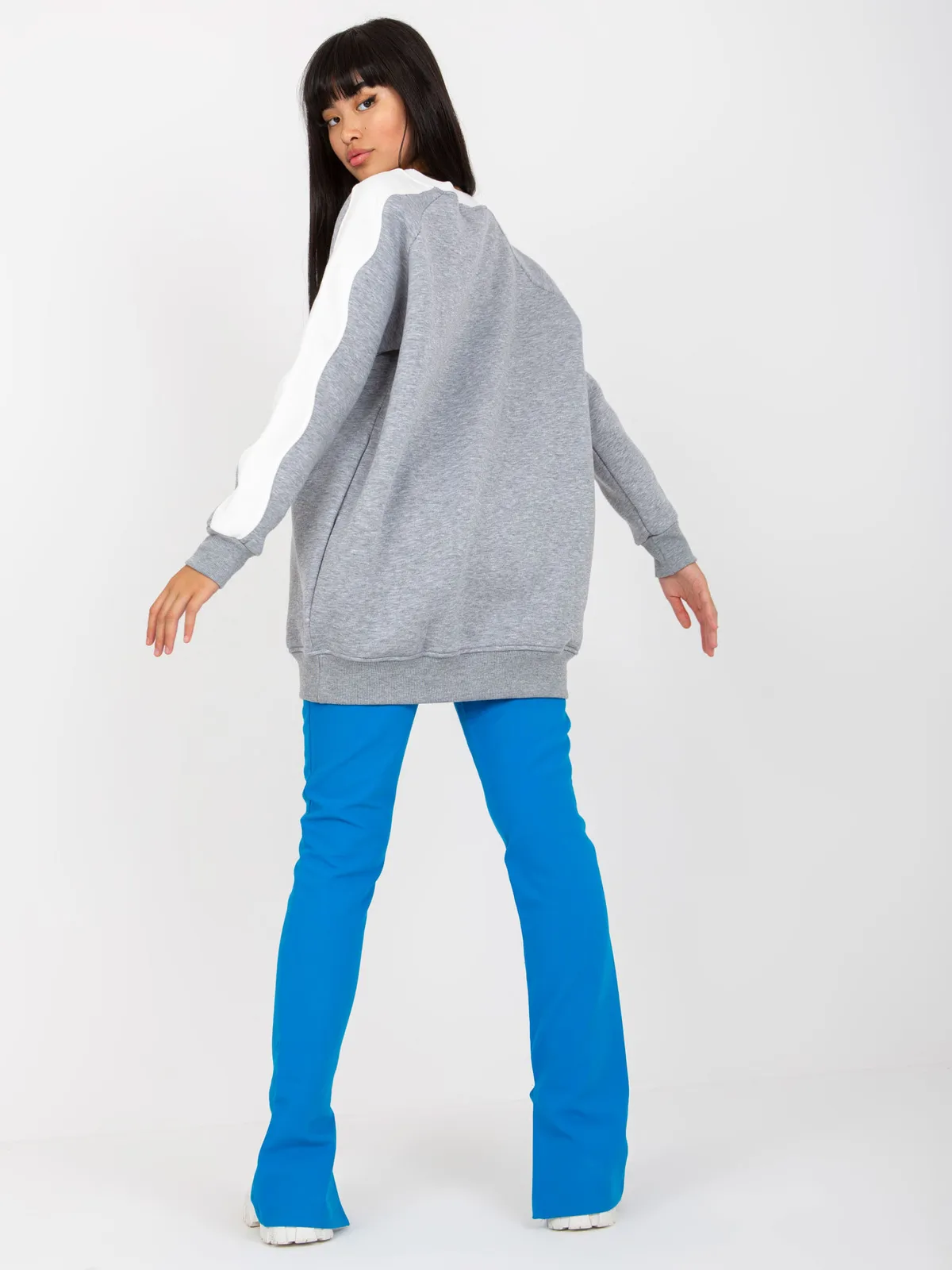 Biało-beżowa dresowa bluza basic o kroju oversize RUE PARIS - zdjęcie 3