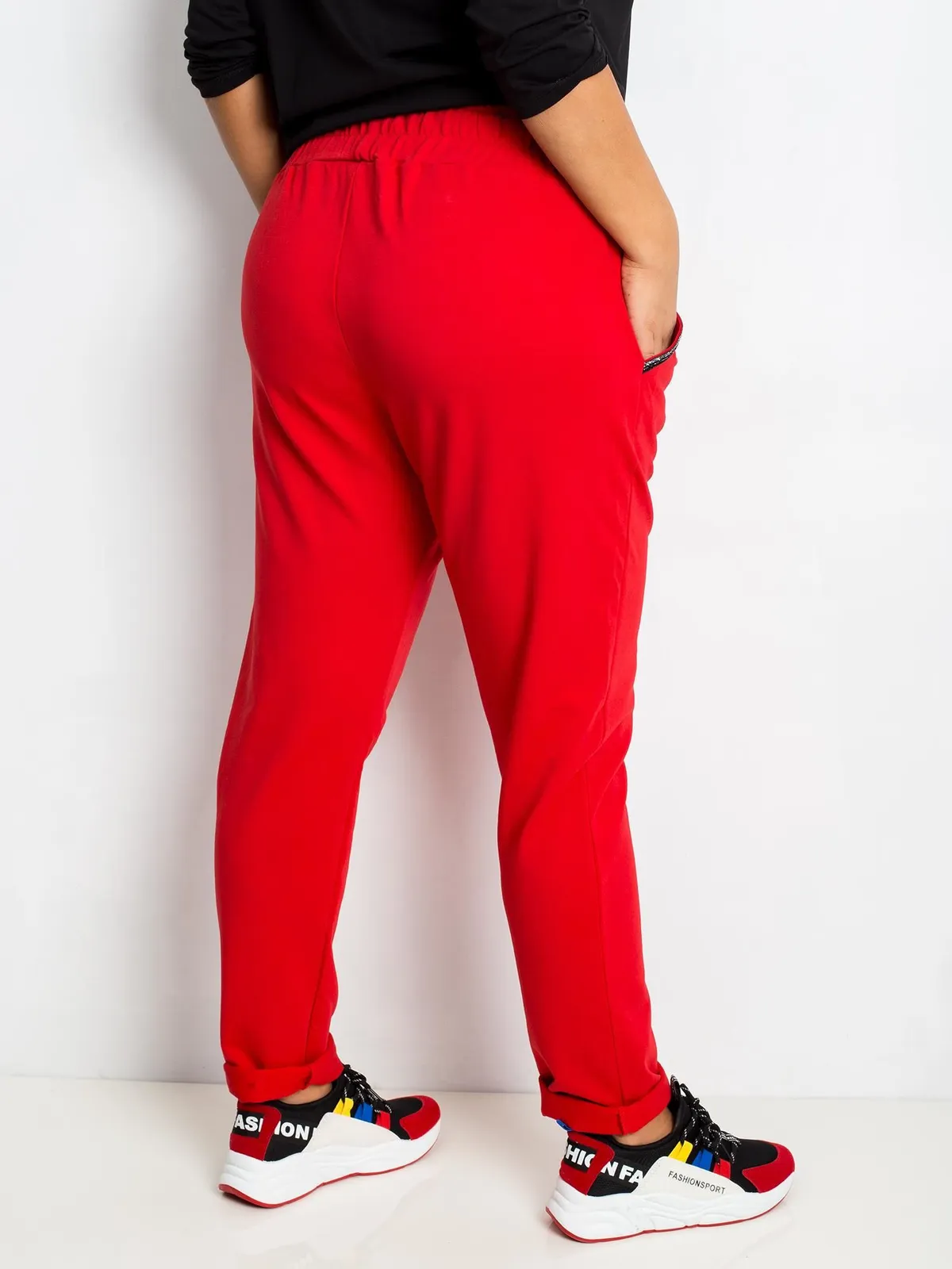 Czerwone bawełniane spodnie plus size - zdjęcie 2