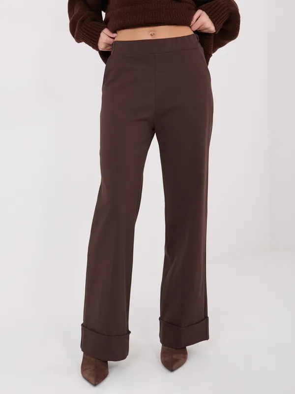 Casualowe spodnie o kroju wide leg