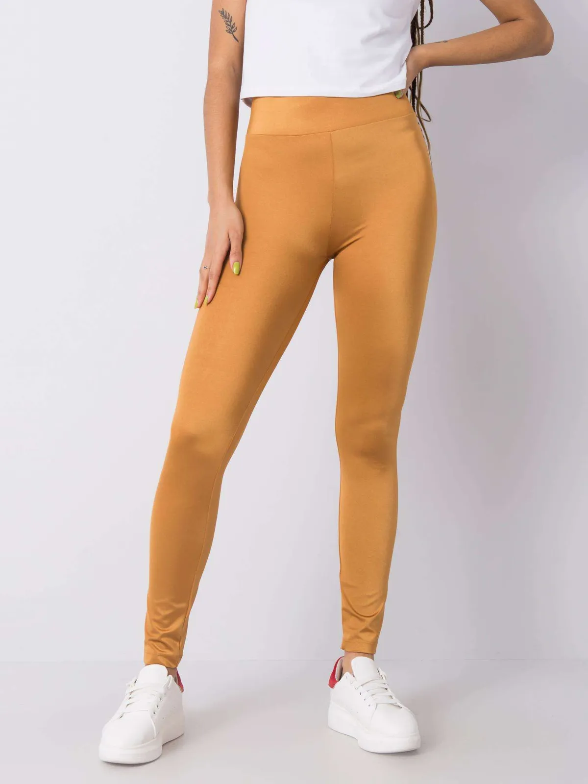 RUE PARIS Złote gładkie legginsy damskie - zdjęcie 3