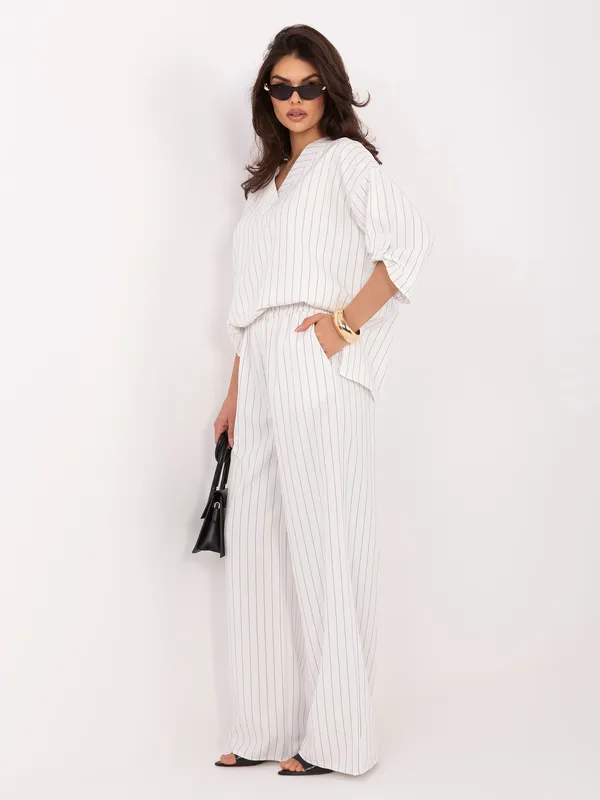 Dwuczęściowy komplet: koszula oversize kimono i spodnie - widok 2