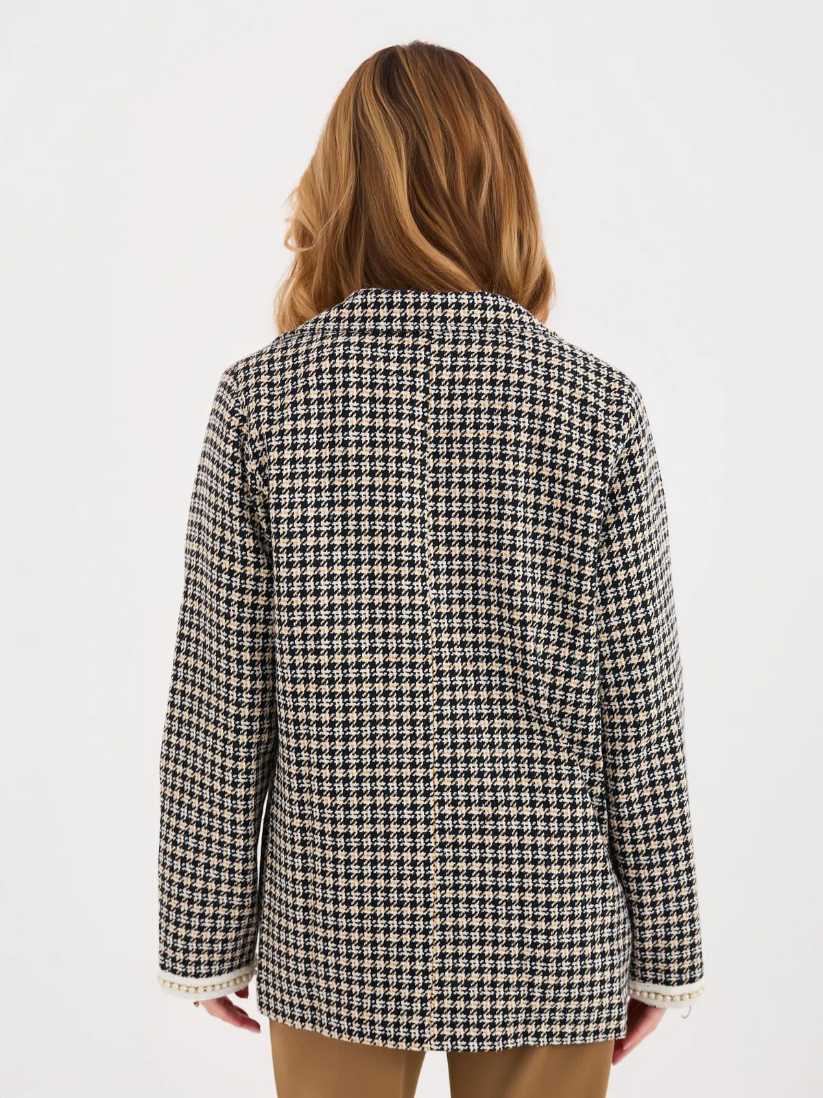 Dwurzędowa marynarka z ozdobnymi perłowymi wykończeniami - zdjęcie 1