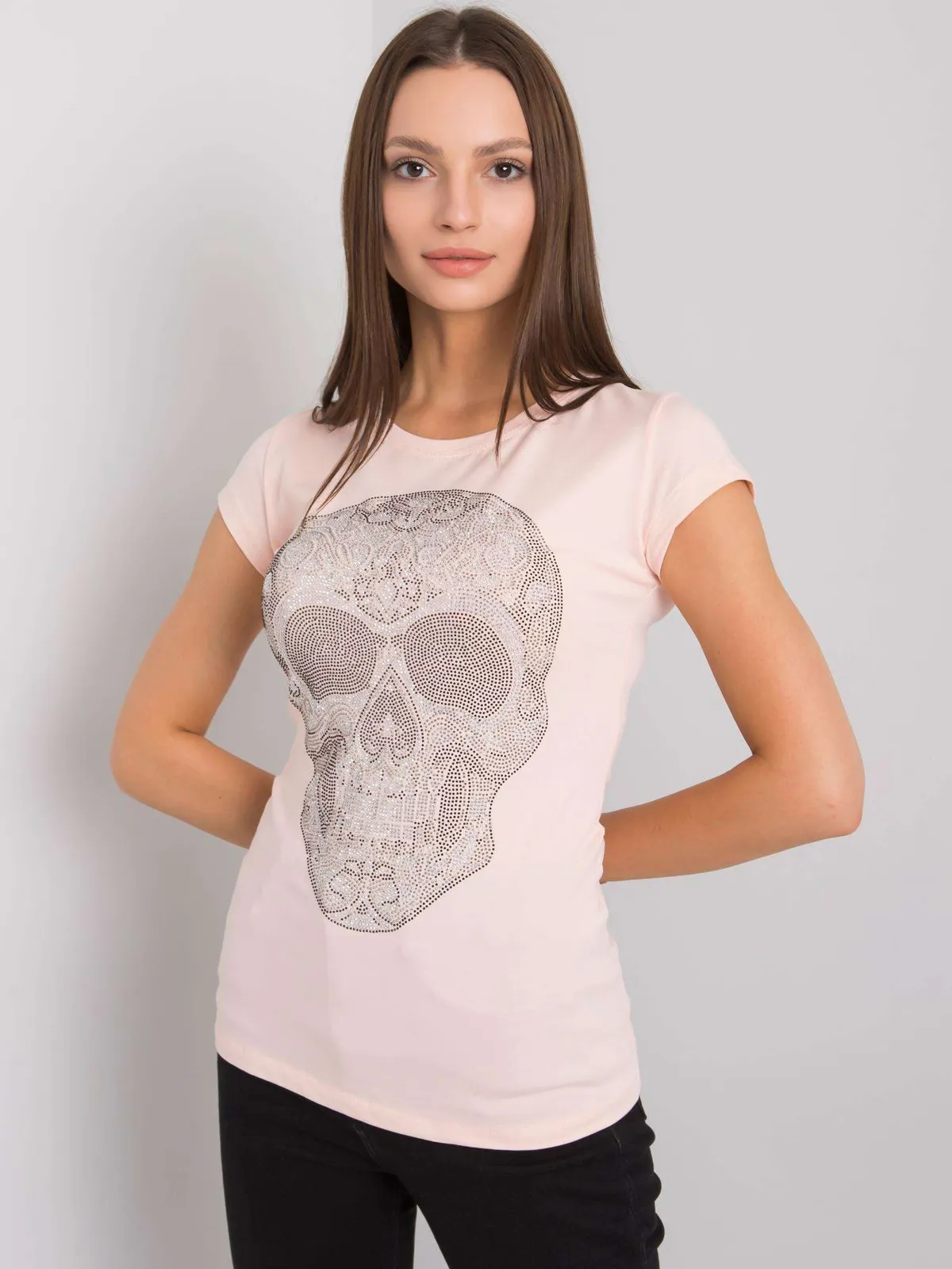 Jasnoróżowy t-shirt damski z czaszką - zdjęcie 2