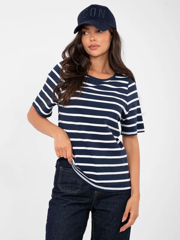 Klasyczny t-shirt w paski o kroju oversize