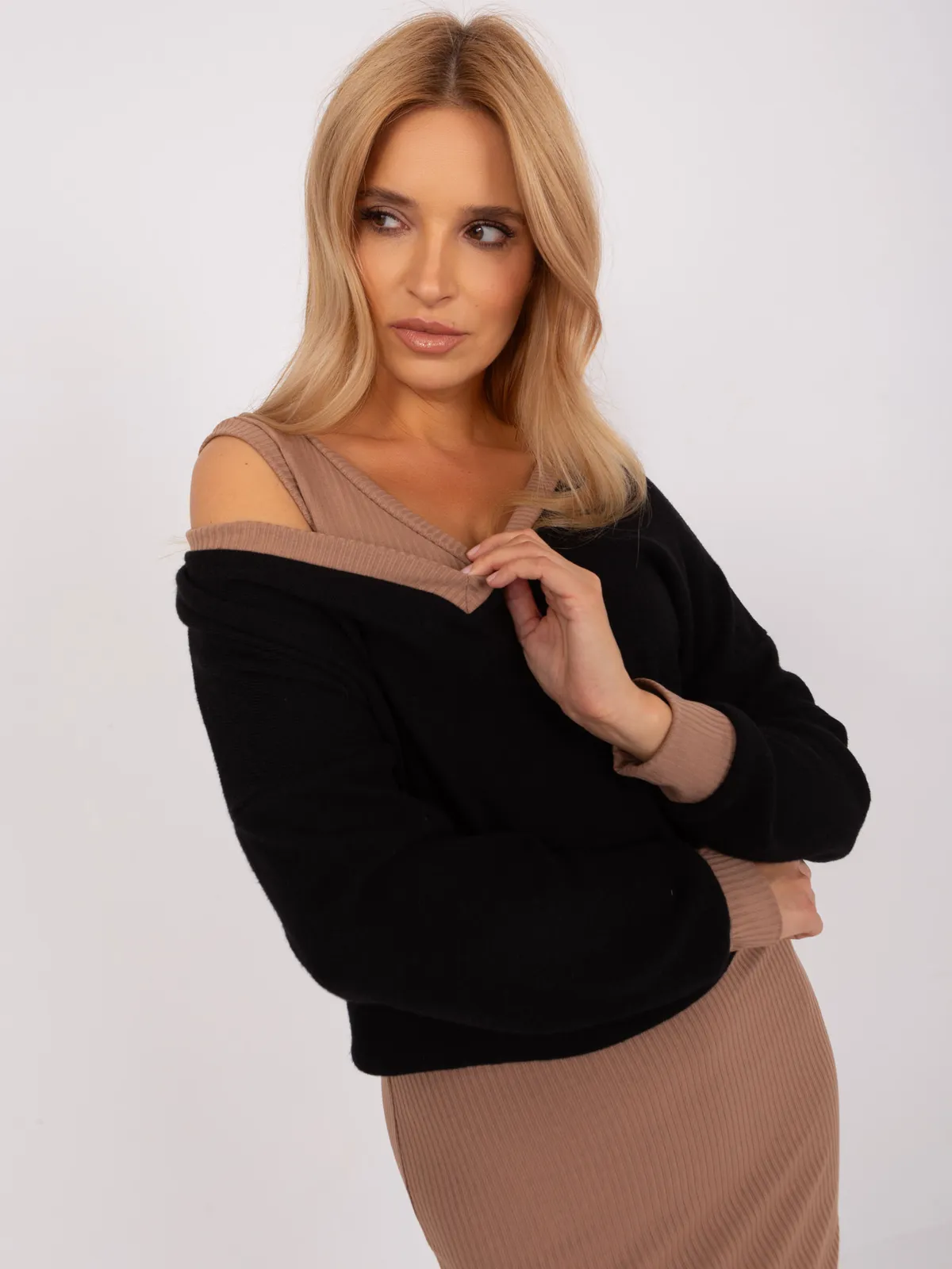 Czarno-camelowy dwuczęściowy komplet casualowy RUE PARIS - zdjęcie 9