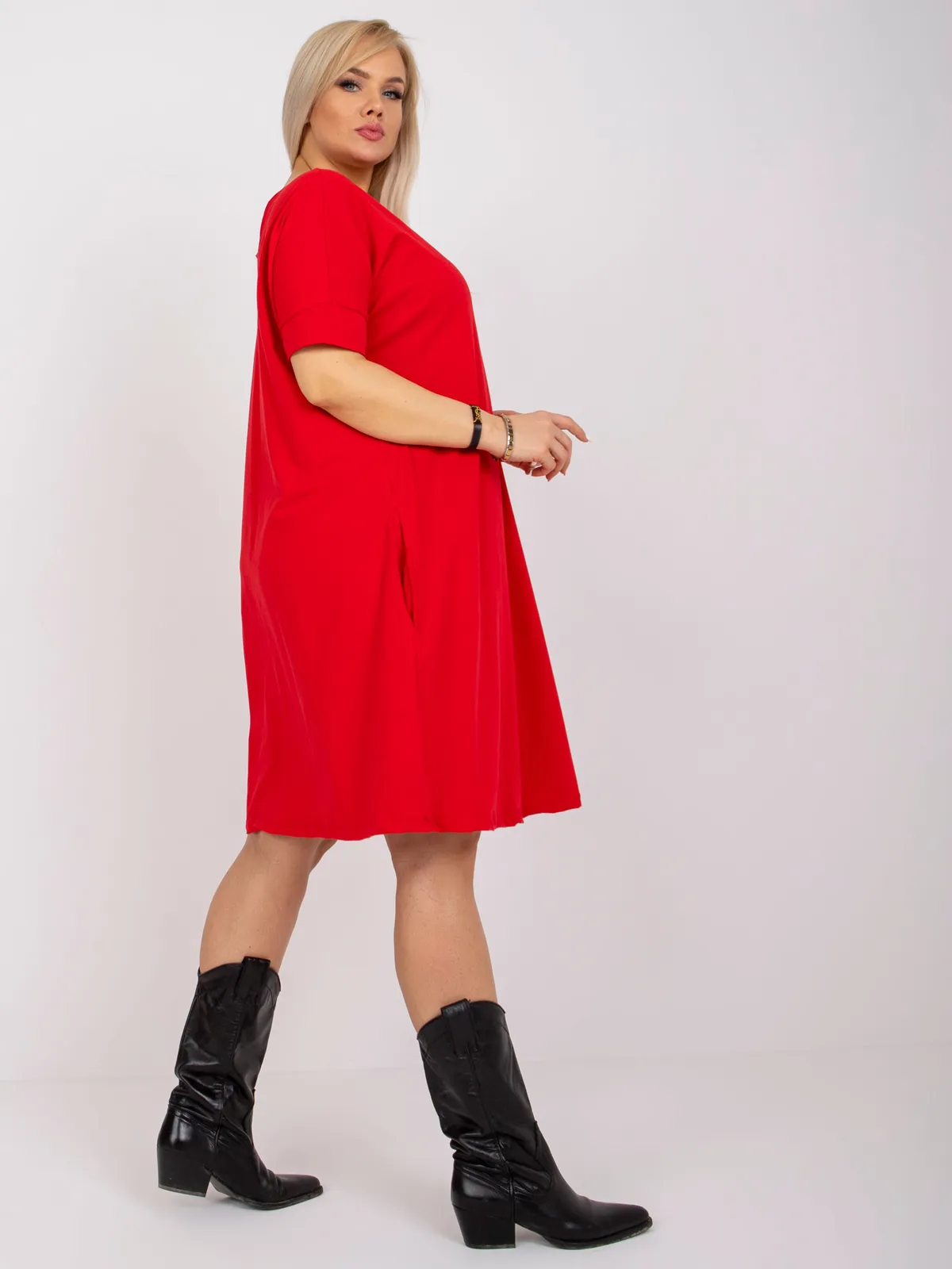 Bordowa luźna sukienka plus size - zdjęcie 6