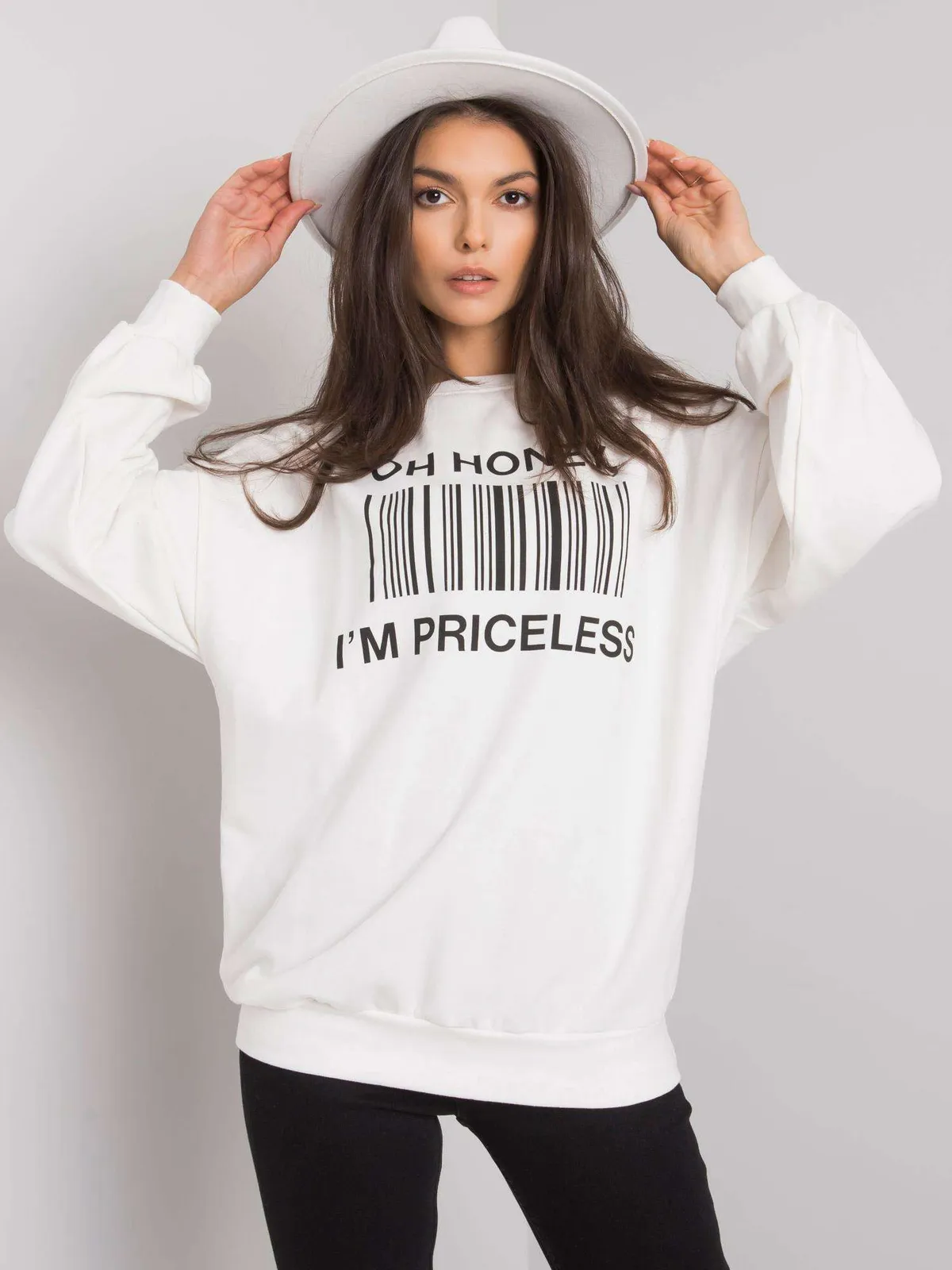Beżowa bluza z printem - zdjęcie 3