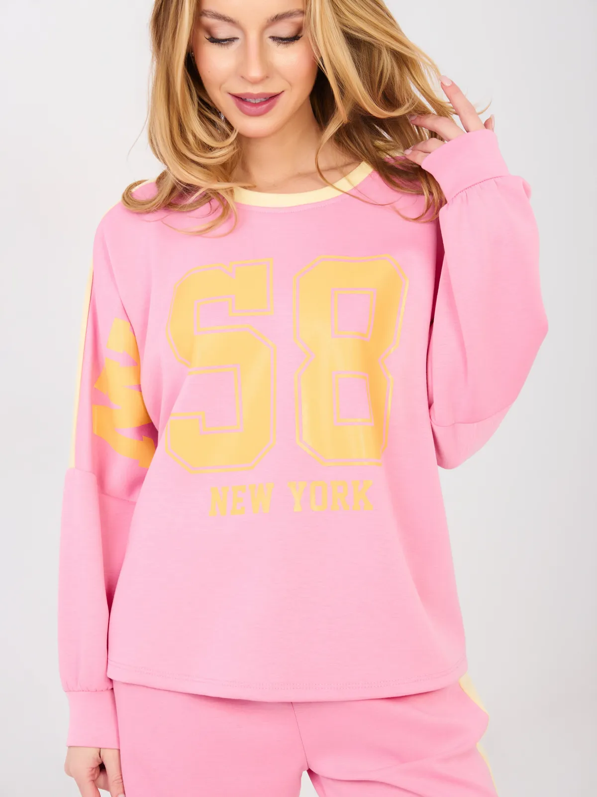 Bluza oversize w sportowym stylu amerykańskim - zdjęcie 1