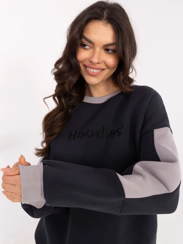 Luźna bluza oversize z kontrastowym nadrukiem