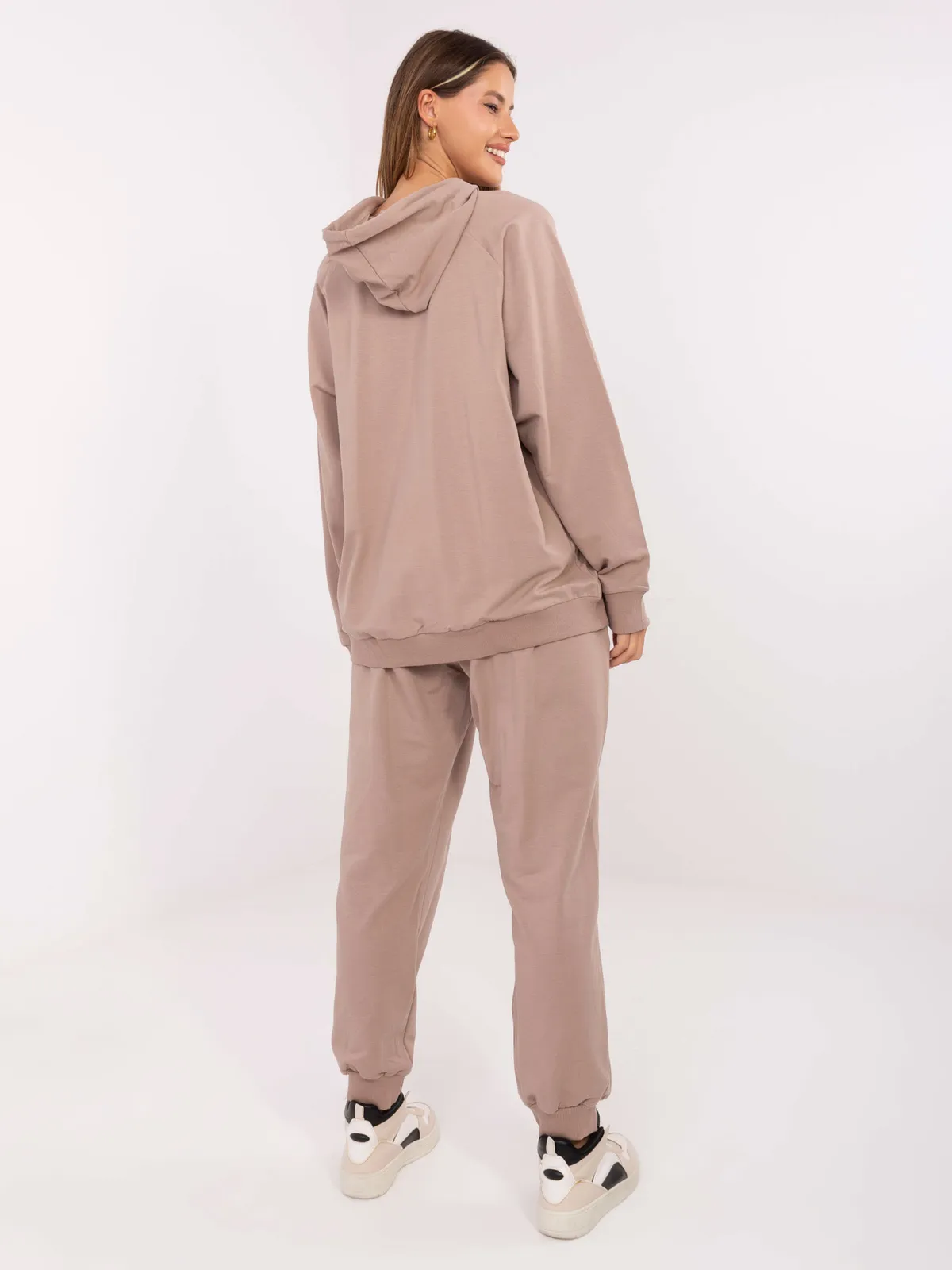 Komplet dresowy z bluzą oversize i joggerami - zdjęcie 1