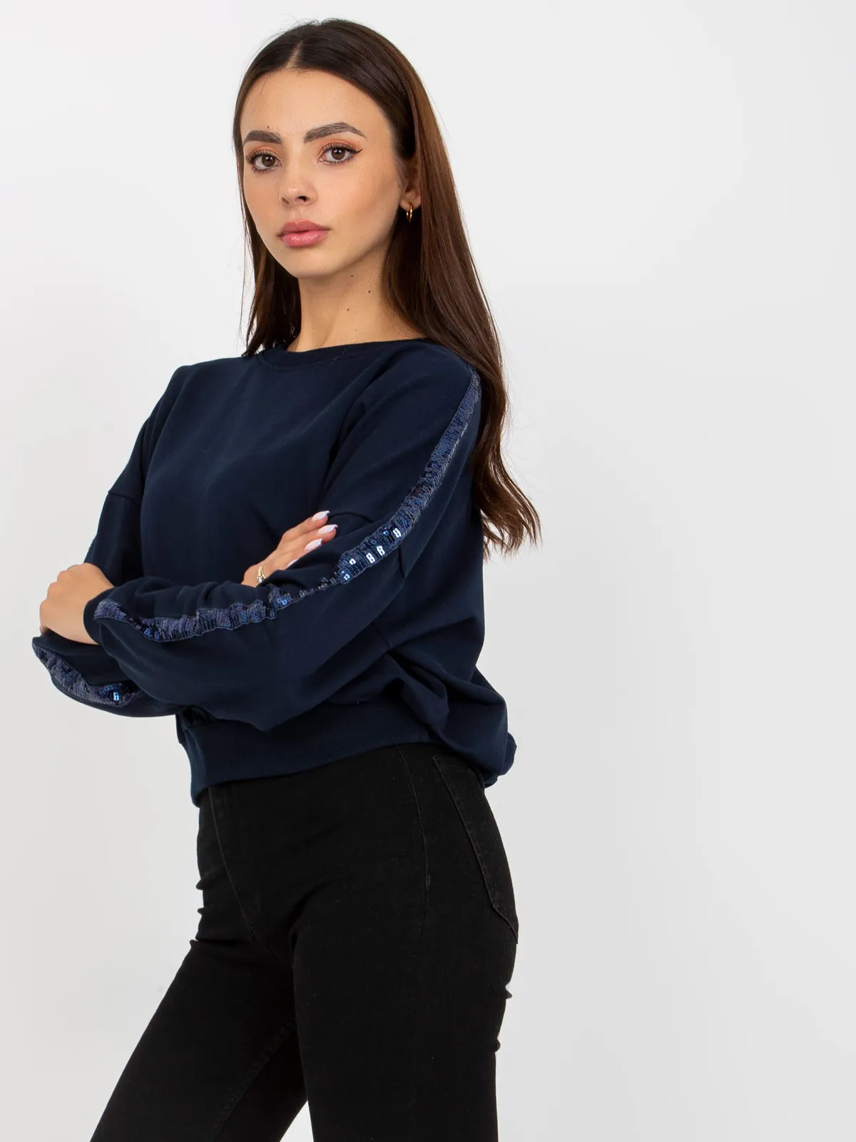 Granatowa krótka bluza bez kaptura z aplikacją RUE PARIS - zdjęcie 1