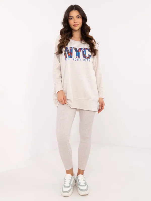 Casualowy komplet z bluzą oversize i legginsami