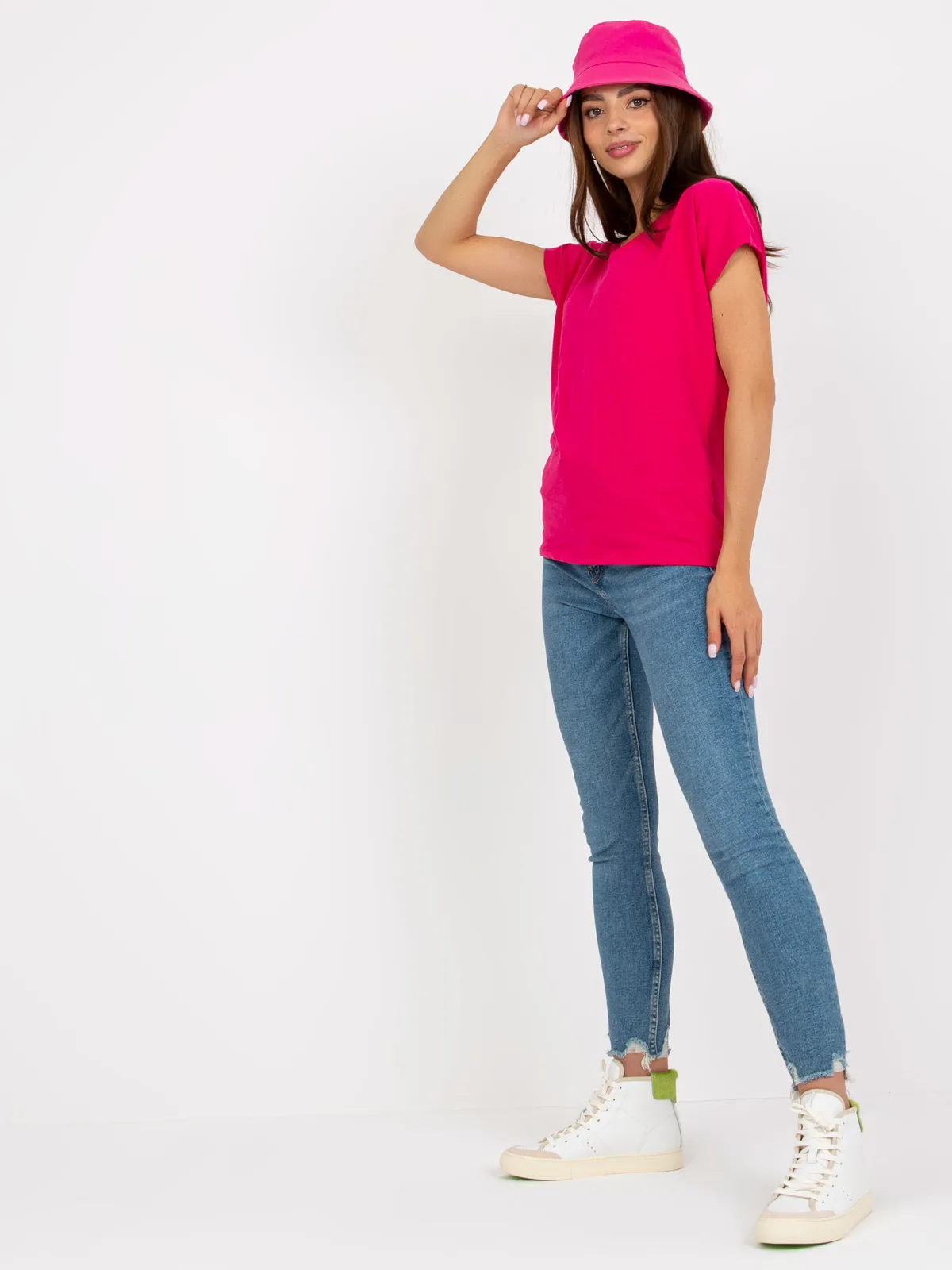 Fuksjowy damski t-shirt basic z bawełny - zdjęcie 2