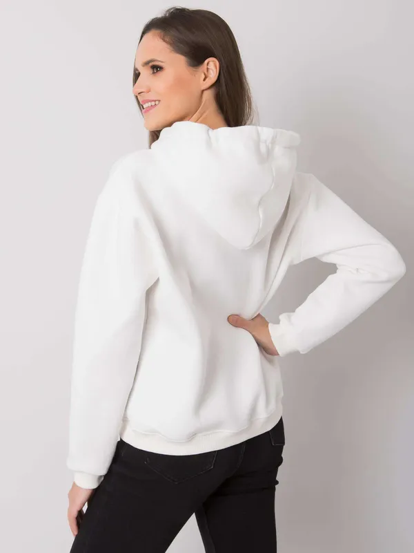 Wygodna bluza oversize z praktyczną kieszenią kangurką - widok 2