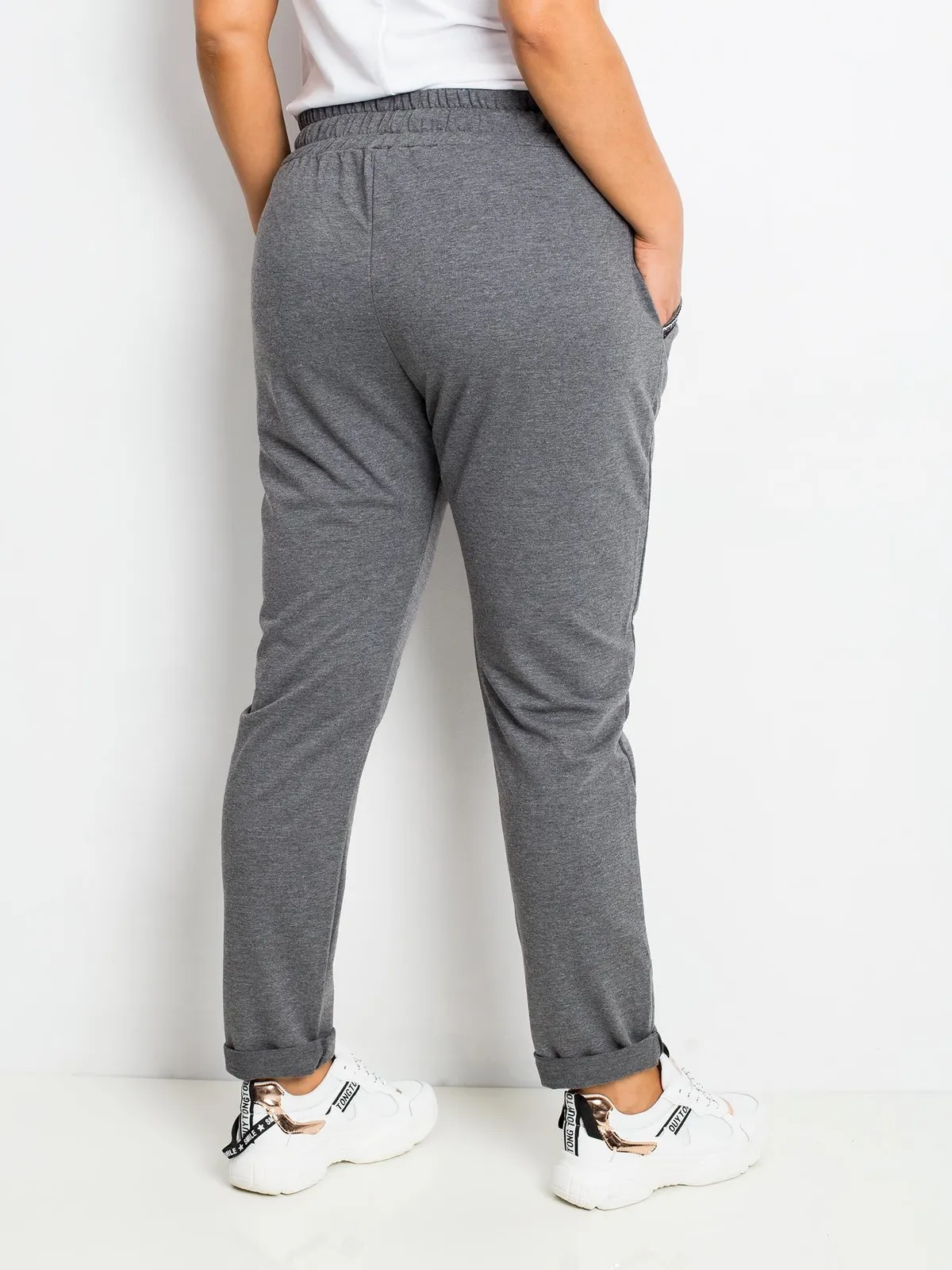 Czerwone bawełniane spodnie plus size - zdjęcie 4