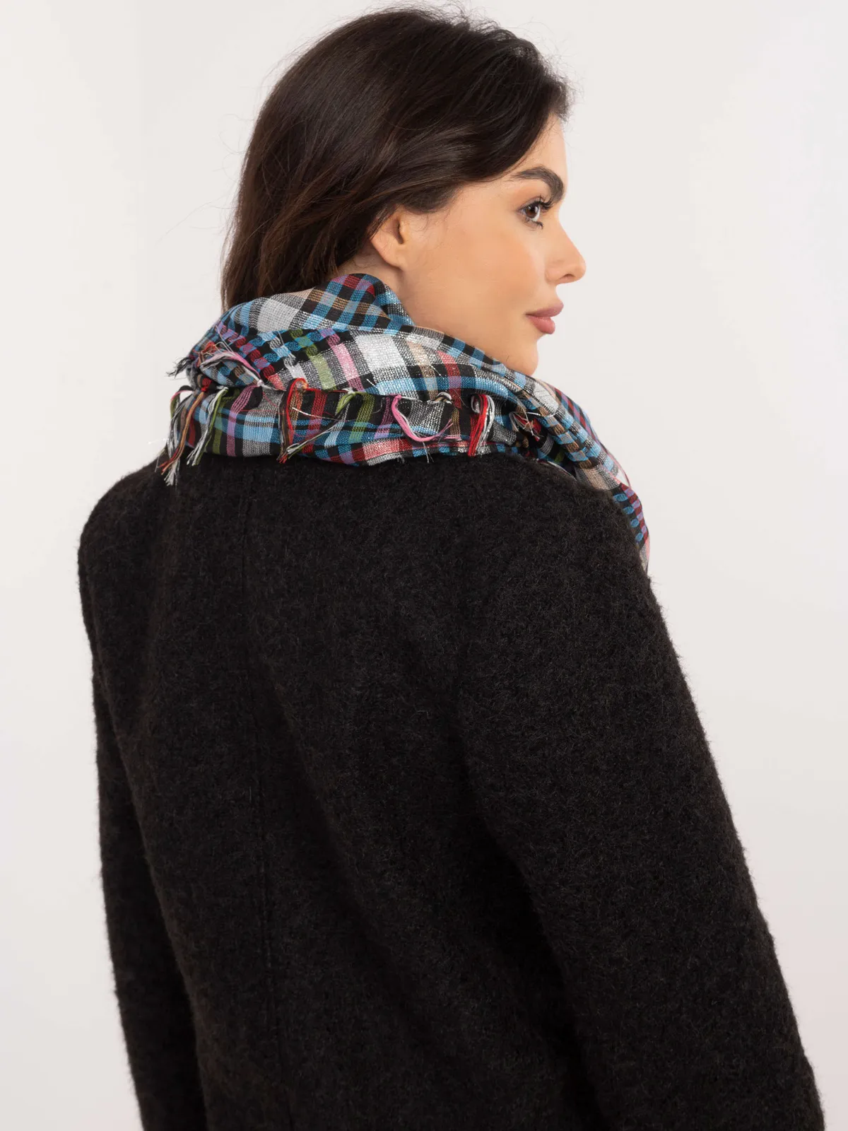 Klasyczna chusta w kratę z frędzlami - zdjęcie 1