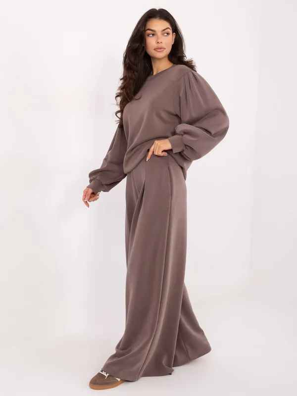 Wygodne spodnie dresowe o kroju wide leg - widok 2