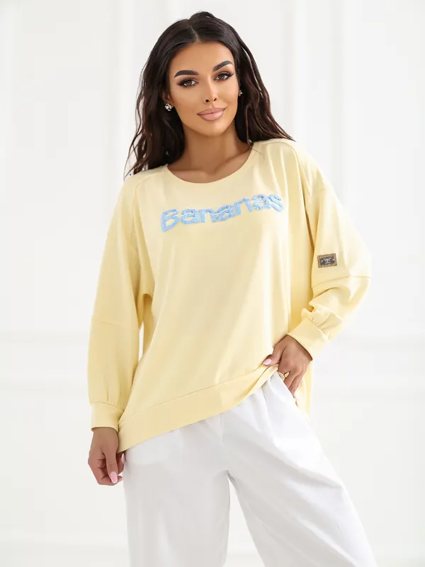 Bluza oversize z okrągłym dekoltem i napisem
