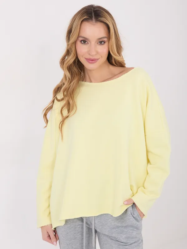 Casualowa bluza oversize z surowym wykończeniem