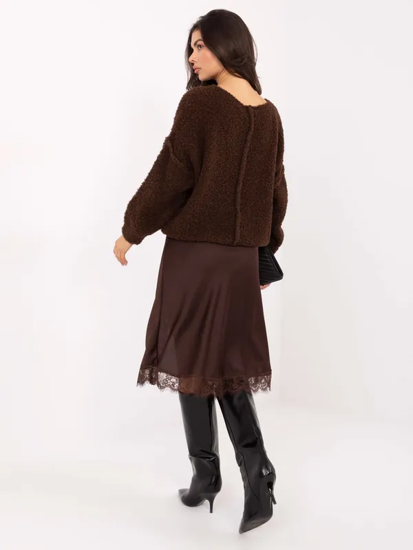 Miękki sweter o kroju oversize z okrągłym dekoltem