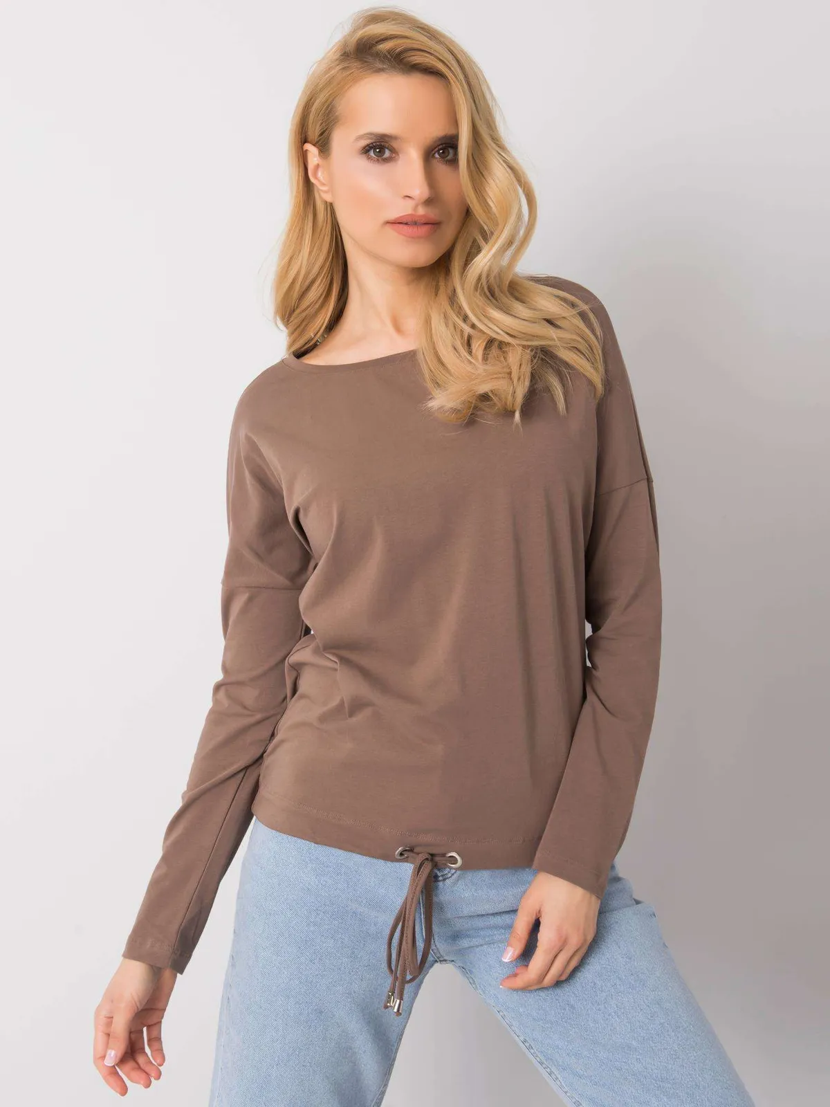 Bluzka basic brązowa - zdjęcie 3