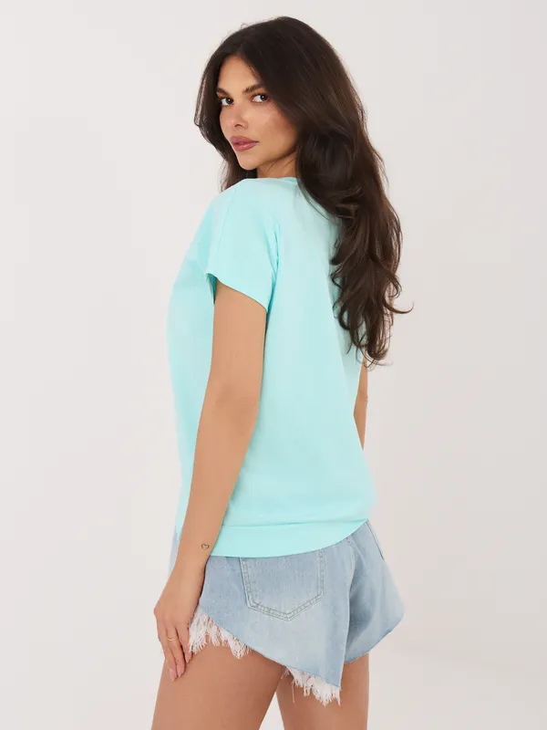 Klasyczna bluzka o kroju oversize z krótkim rękawem - widok 2