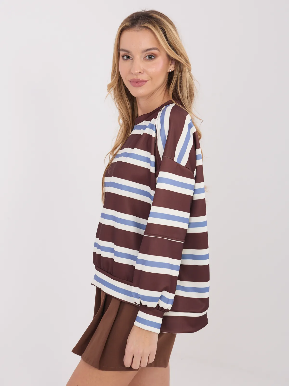 Oversize bluza w paski z naszywką - zdjęcie 1