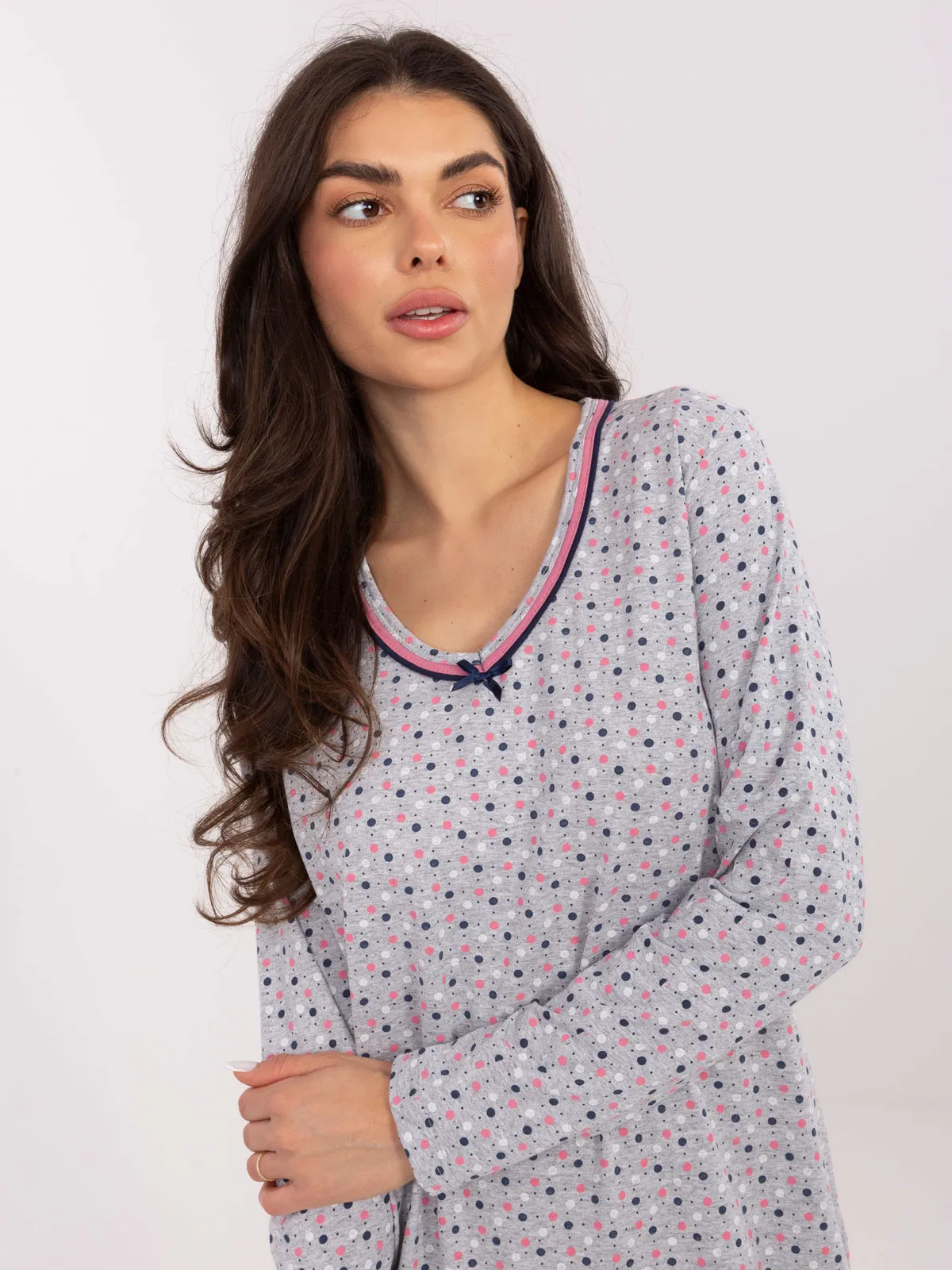 Klasyczna koszula nocna z długim rękawem - zdjęcie 1