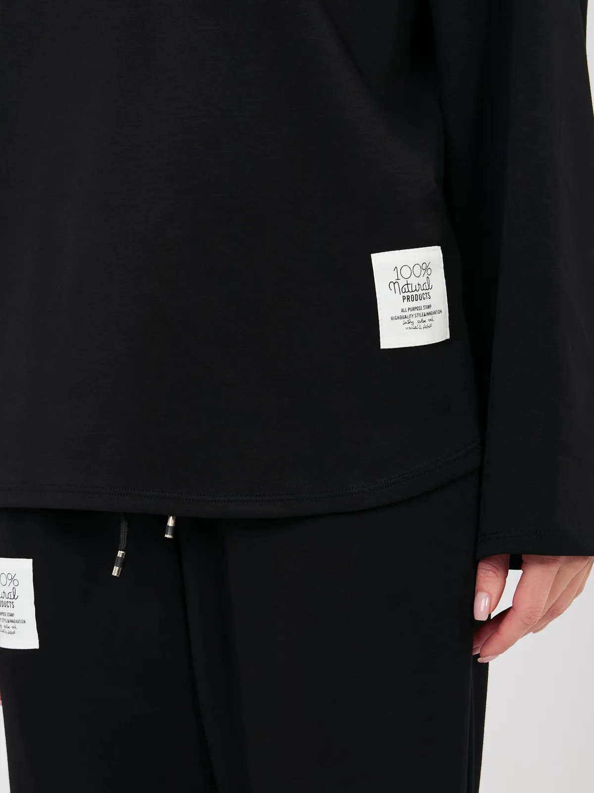 Bluza oversize z naszywką w sportowym stylu - zdjęcie 1