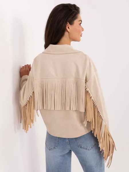 Kurtka w stylu boho z ozdobnymi frędzlami