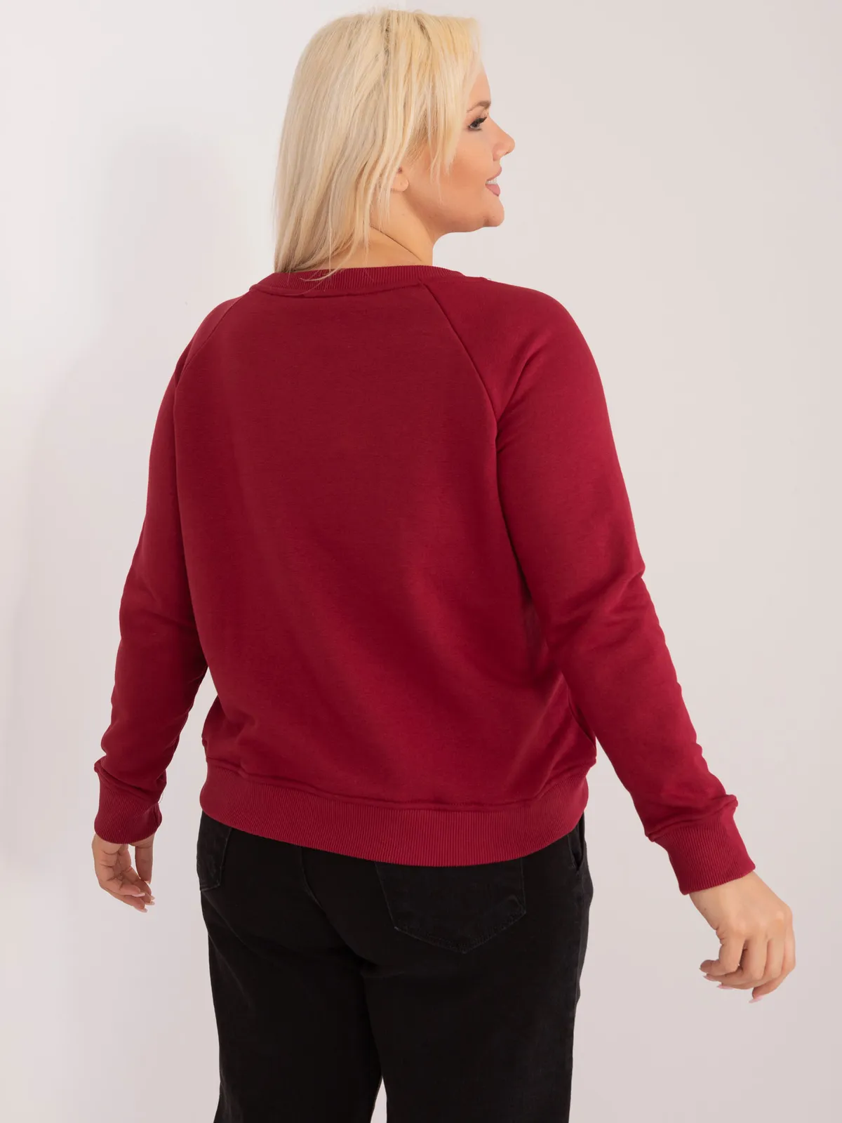 Bordowa bluza plus size bez kaptura - zdjęcie 2