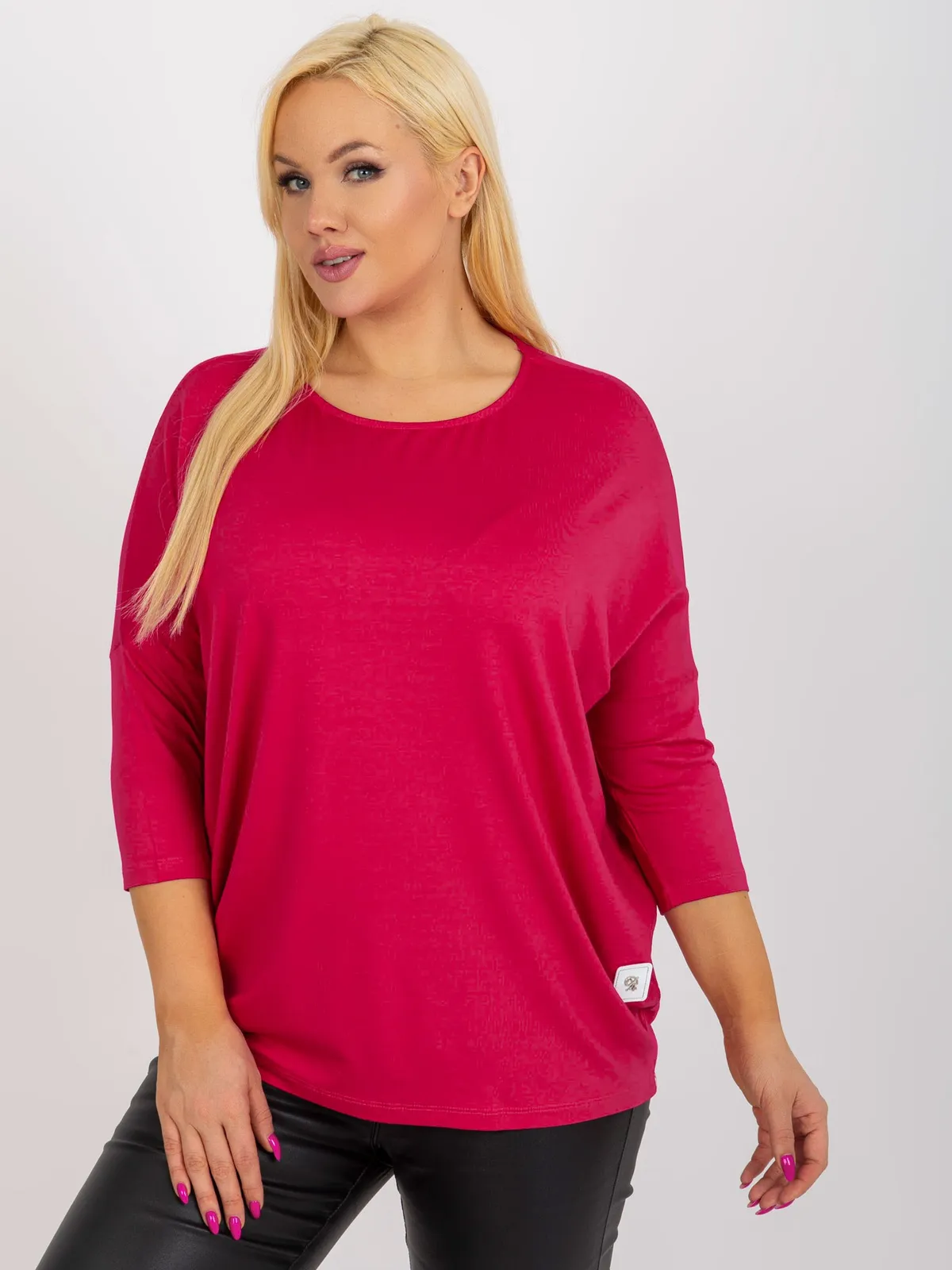 Biała gładka bluzka plus size z rękawem 3/4 - zdjęcie 2