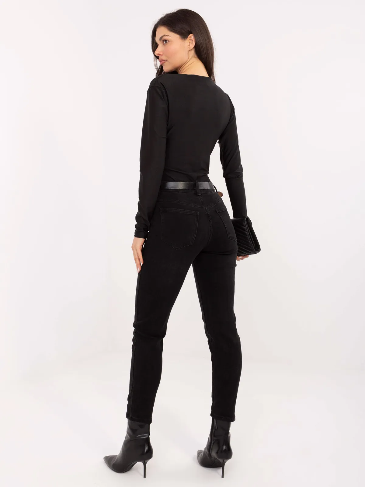 Klasyczne spodnie z wysokim stanem i paskiem - zdjęcie 1