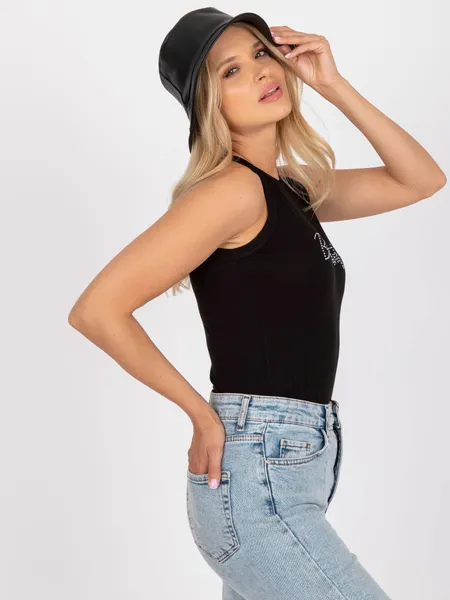 Dopasowany top z ozdobnym napisem typu halter