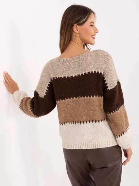 Ciepły sweter oversize o luźnym kroju
