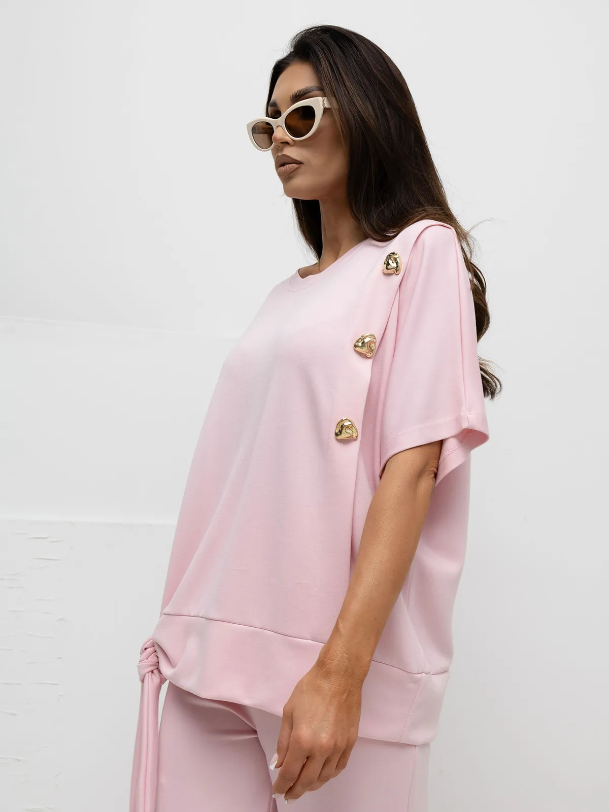 Casualowa bluzka oversize z ozdobnym wiązaniem - zdjęcie 1