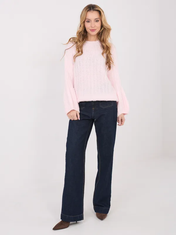 Miękki sweter oversize o swobodnym kroju