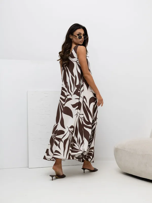 Sukienka midi o kroju oversize w liście