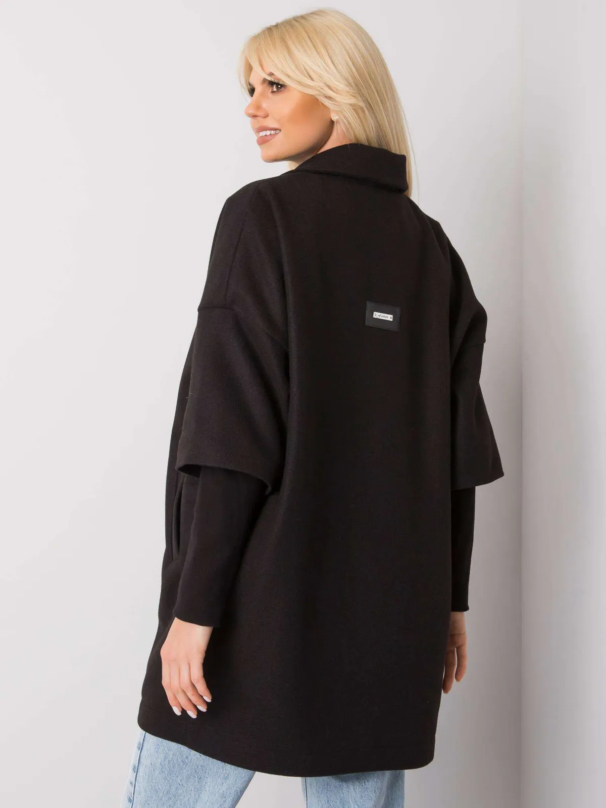 RUE PARIS Ciemnozielony płaszcz oversize - zdjęcie 4