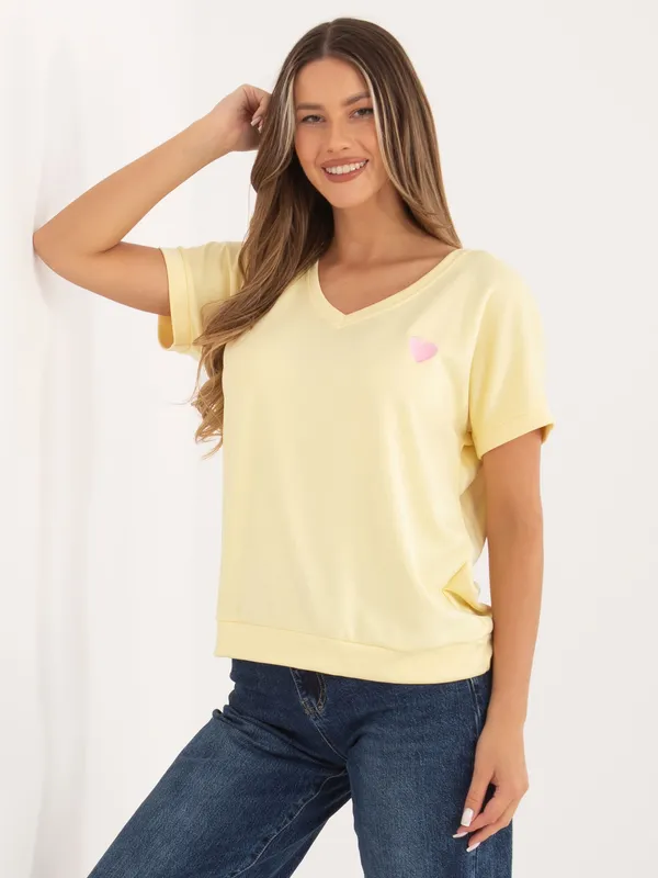 Casualowy t-shirt z dekoltem w serek