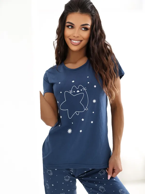 Wygodna koszulka z krótkim rękawem i nadrukiem - widok 2