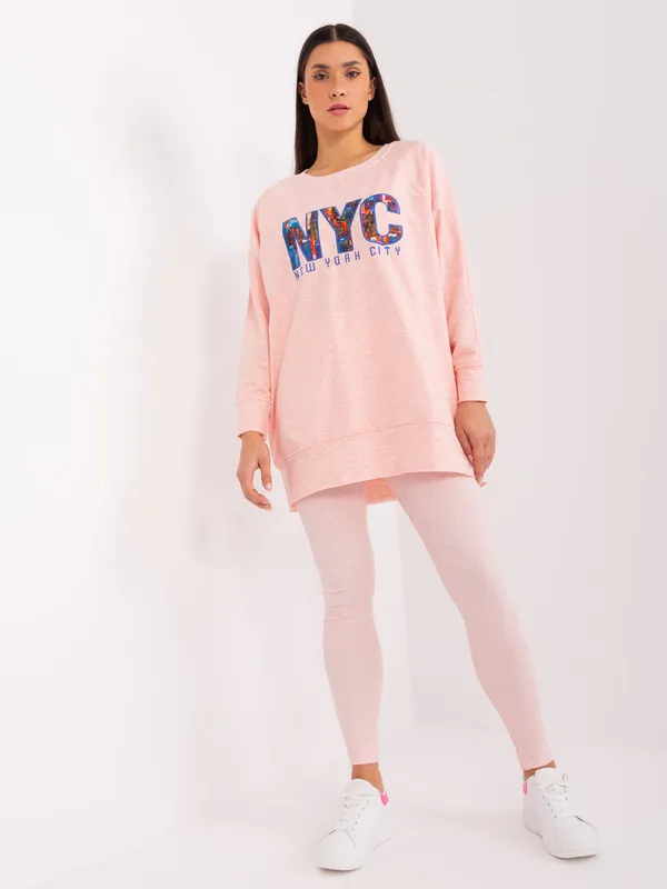 Miętowy komplet casualowy z bluzą z napisem