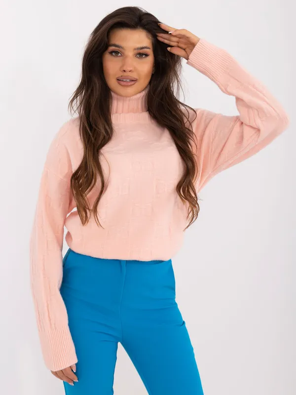 Klasyczny sweter oversize z wysokim golfem