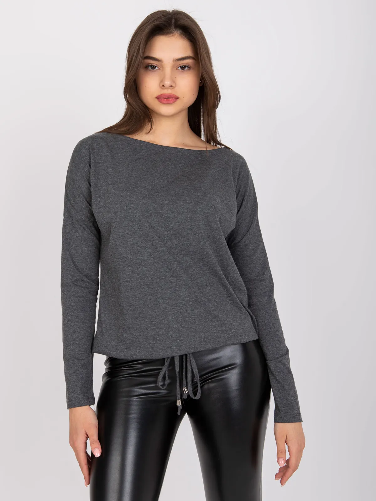 Casualowa bluzka z wiązaniem u dołu - zdjęcie 1