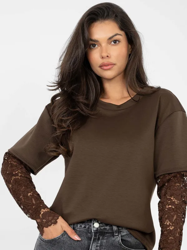 Casualowa bluzka z koronkowymi rękawami w stylu oversize