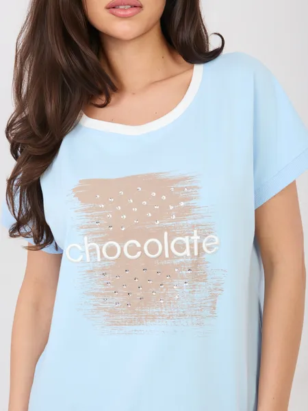 T-shirt casualowy z nadrukiem i cyrkoniami