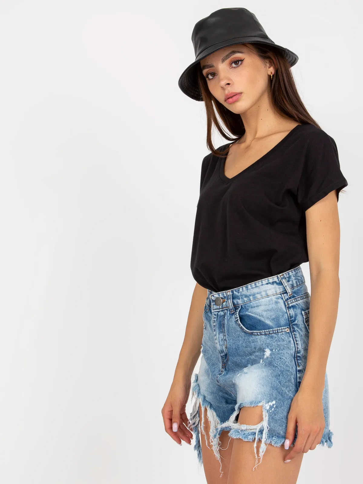 Czarny gładki t-shirt basic z bawełny - zdjęcie 5